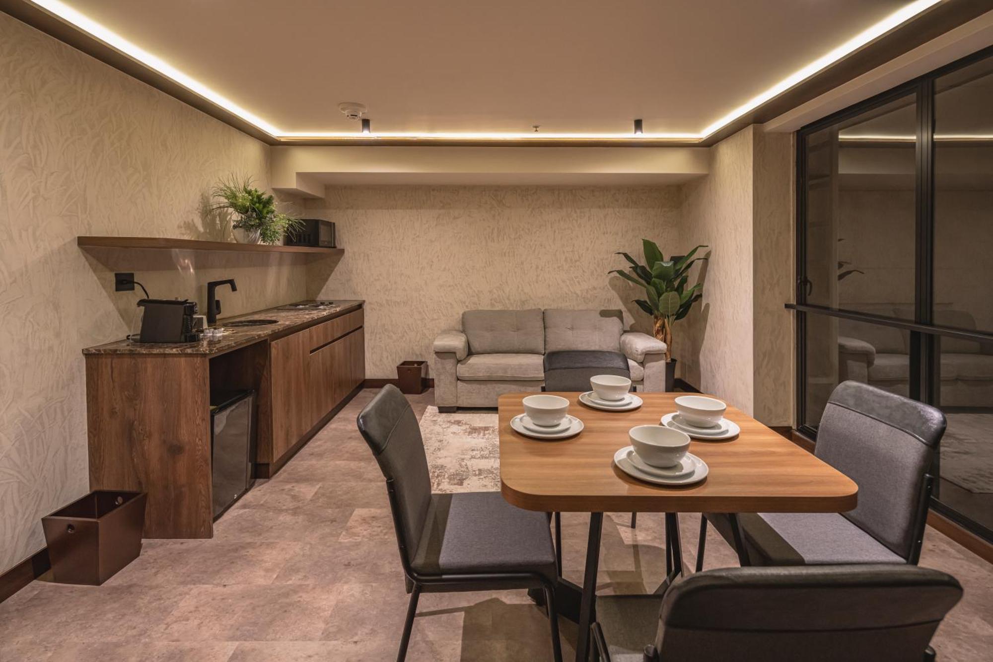 Golden Valley Hotel Medellín Zewnętrze zdjęcie